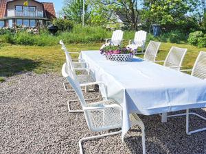 6 person holiday home in SĂ–LVESBORG-By Traum