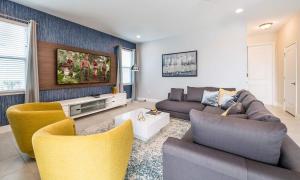 Colorful 5 Bdrm Villa with Game Room in Encore