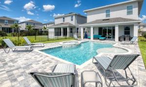 Serene Vibrant 4 Bdrm Villa with Games Room at Encore