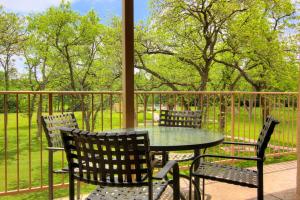 WW B201 Guadalupe Getaway