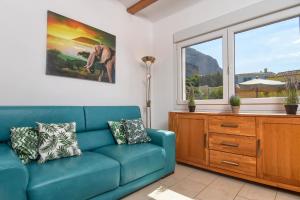 El Elefante by Aguilarent