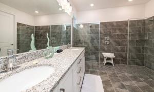 Magical 6 Bdrm Villa with Themed Bedrooms at Reunion