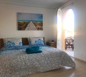 4 Bed 3 Bath Villa Sleeps 8, Pool Wifi Tv Close to Beach Restaurants and Shops
