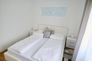 Apartment room in Apartments Green Paradise