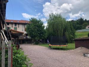 Maisons de vacances Jardin Juresien Maisons - spa jacuzzi sur demande : photos des chambres