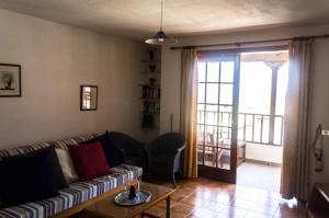 Beachfront & Sunny Apartment Los Gigantes