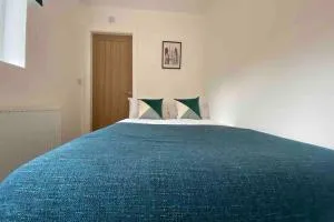 Silver Stag Properties, Self-Contained Suite - Castle Gresley