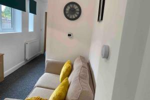Cozy Self-Contained Suite with Own Entrance