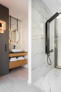 LUX&EASY Athens Downtown Apartments