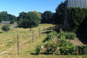 Maisons de vacances Les Ecuries is a modern renovated barn : photos des chambres