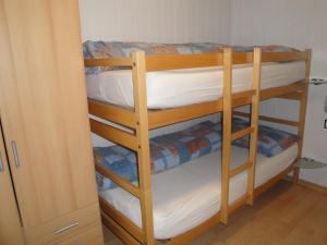 Two-Bedroom Apartment room in Steinbock