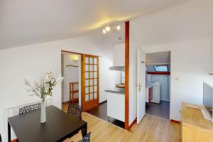 Appartements Apartment with 2 bedrooms for 4 people in Annecy-le-Vieux : photos des chambres