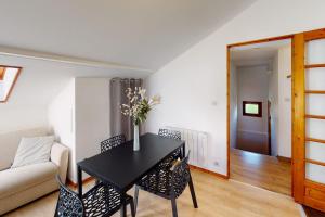 Appartements Apartment with 2 bedrooms for 4 people in Annecy-le-Vieux : photos des chambres