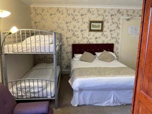 Family Room room in Yellow Mountain Hotel
