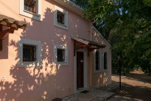 Villa Olive apartments