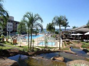 Flat no Life com espetacular vista do lago