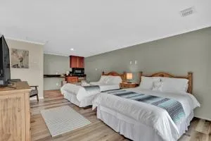 Maven's Inn & Grill - Spring Branch