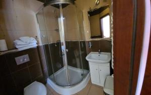 Standard Twin Room with Garden View room in Willa Dorotka