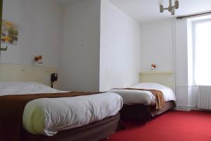 Hotels Hotel des Lauriers Roses : Chambre Triple