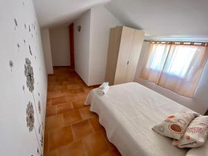 Alojamiento Los Tejos - Arroyo Frío