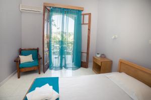 All In Krinas Apart-Hotel