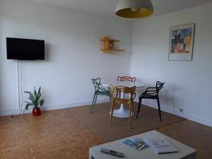 Appartement lumineux idéalement situé à proximité de musées équipements sportifs salle de spectacle commerces