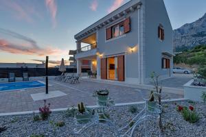 NEW! Milans House with pool, Mediterranean