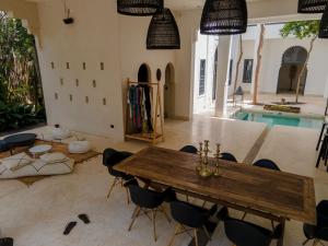 Moroccan vacation home for 16 guests!