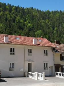 Charmant logis dans une construction de caractère