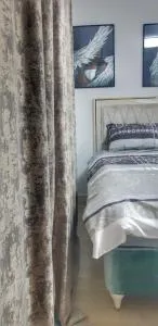 Intime by Nights & Smiles - 洛兹尼察