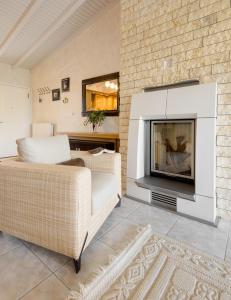 Elegant Apartment with Sea View in Neos Marmaras | 93 sqm