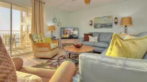Apartment with Sea View room in Holiday Villas III by Teeming Vacation Rentals