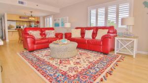 Three-Bedroom Apartment room in Sand Dollar Resort Condos by Teeming Vacation Rentals