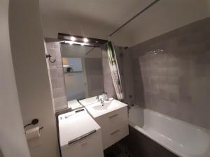 Appartements Studio Brides-les-Bains, 1 piece, 4 personnes - FR-1-512-235 : photos des chambres