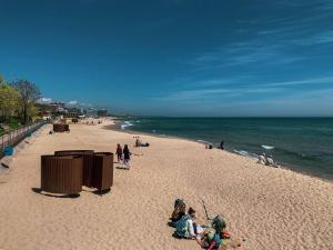 Двухкомнатная квартира с видом на море