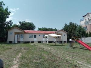 Krimski Guest House and Bungalows