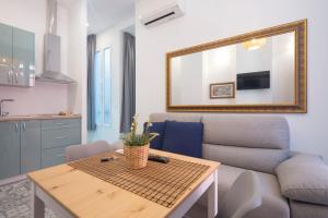 Rosarioseis PATIO DE LOS LEONES