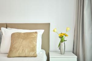 Orange Summer Apartment Spa Pools beach resort