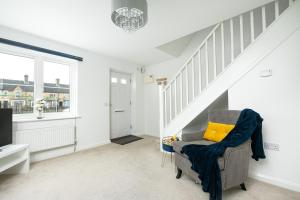KVM - Thorpe House close to town by KVM Stays