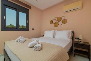 Allegra Villa with Private Pool, by ZanteWize