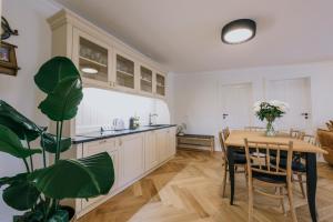 Apartamenty Wrocławska 11