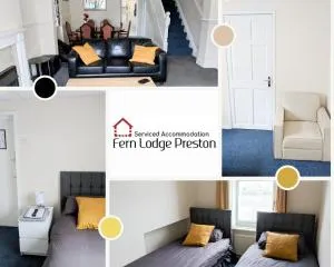 4 Bedroom House at Fern Lodge Preston Serviced Accommodation - Free WiFi & Parking - 朗里奇