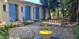 Le Relais Des Lavandins photo 9