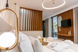 Deluxe Junior Suite room in Pachis Escape Suites