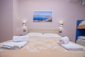 Deluxe Double Room room in San Marino Hotel