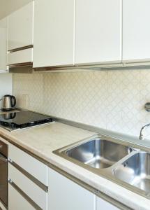 Cinzias Holiday Home