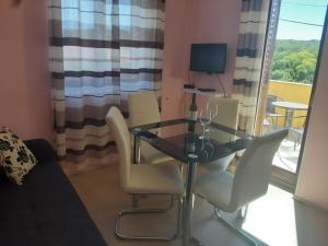 Apartman Bukaleta in Loznati