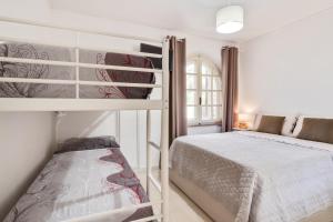 GuestHost - Sanremo Flat with Private Parking and NETFLIX