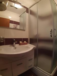 Apartman Bukaleta in Loznati