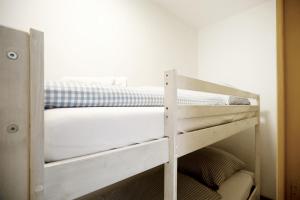 MOUNTAIN VIEW APARTMENT